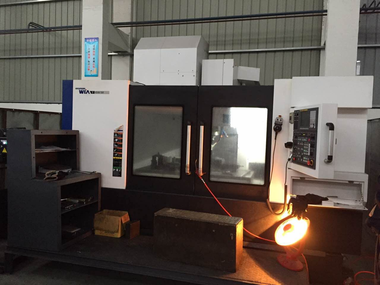 HYUNDAI WIA CNC Lathe for Parts Precision Machining